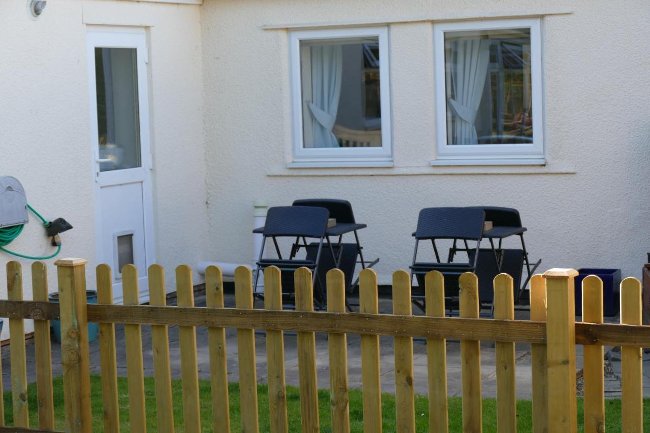 Magnolia Self Contained Suites Coalpit Heath Exterior foto